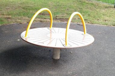 Spinning Disk with handle bars situated on wetpour