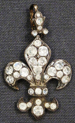 Replica brooch