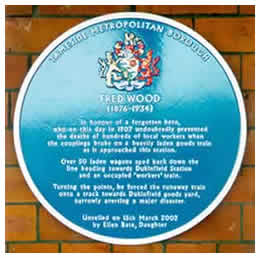A picture of the Blue Plaque to Fred Wood